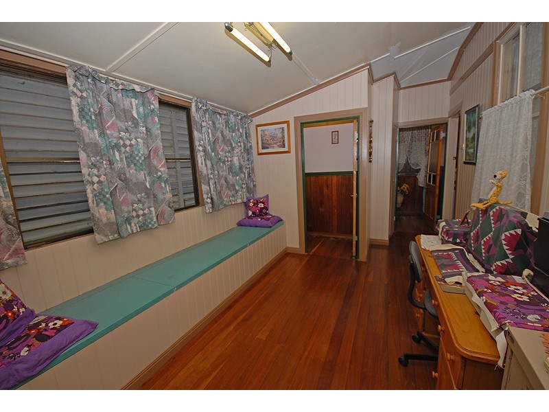 9 School Street, Rosewood QLD 4340