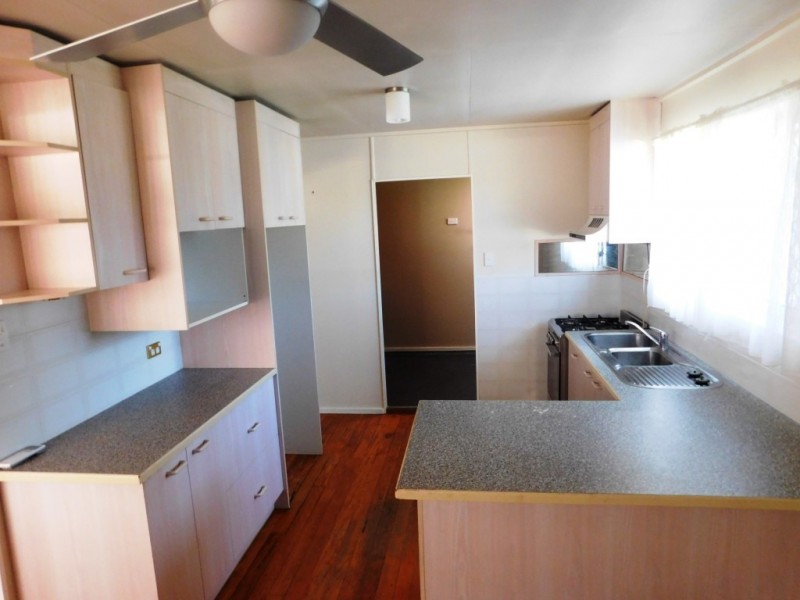 12 Richard Street, Dinmore QLD 4303