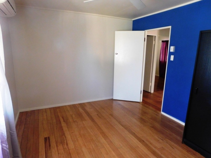 12 Richard Street, Dinmore QLD 4303