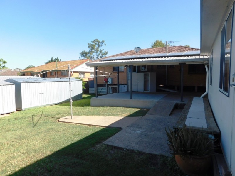 12 Richard Street, Dinmore QLD 4303