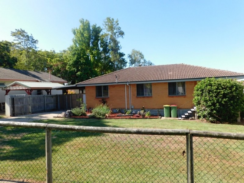 12 Richard Street, Dinmore QLD 4303