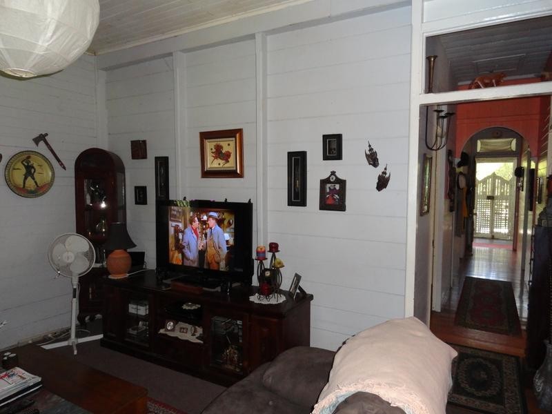 17 Challinor Street, Sadliers Crossing QLD 4305