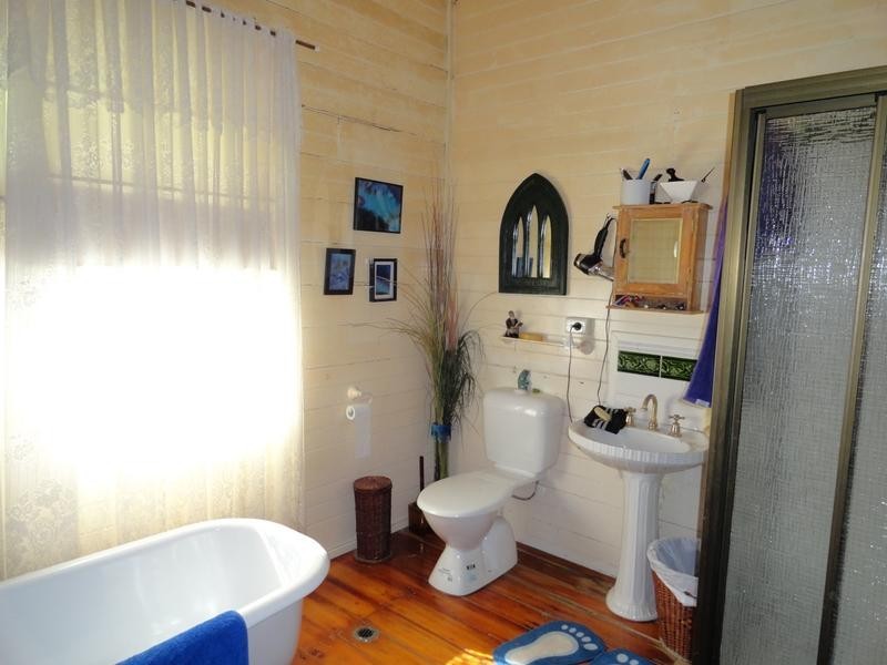 17 Challinor Street, Sadliers Crossing QLD 4305