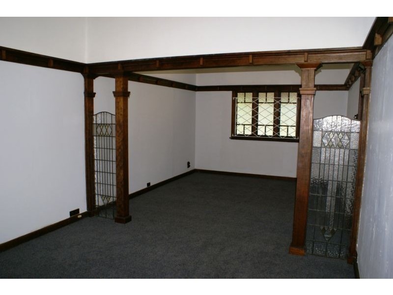 18 Bright Street, Newtown QLD 4305