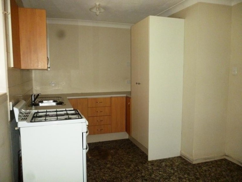 11 Dossie Street, Riverview QLD 4303