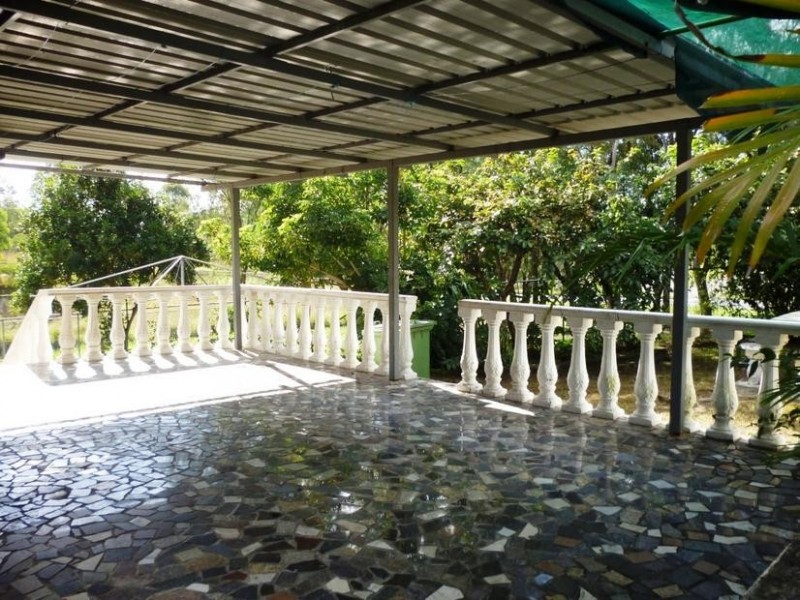 11 Dossie Street, Riverview QLD 4303