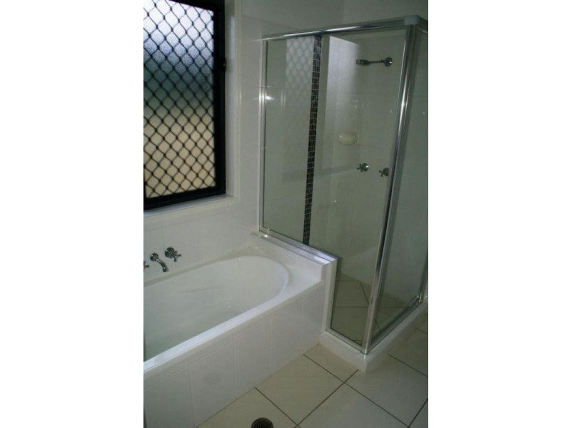 3a Vogel Road, Brassall QLD 4305