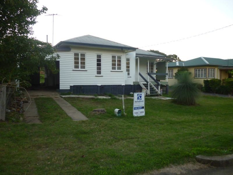 17 Peace Street, Lowood QLD 4311