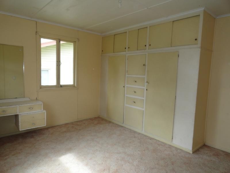 7 Edgar Street, Eastern Heights QLD 4305