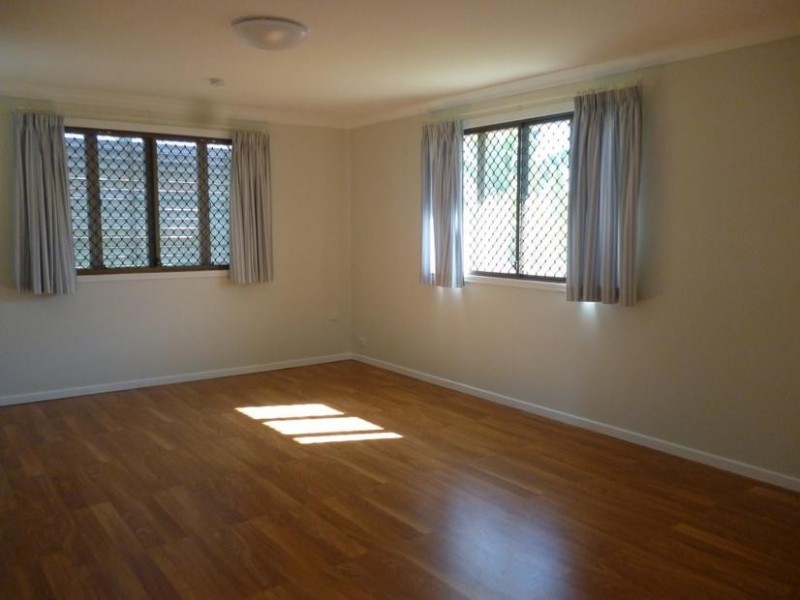 14 Doorey Street, One Mile QLD 4305