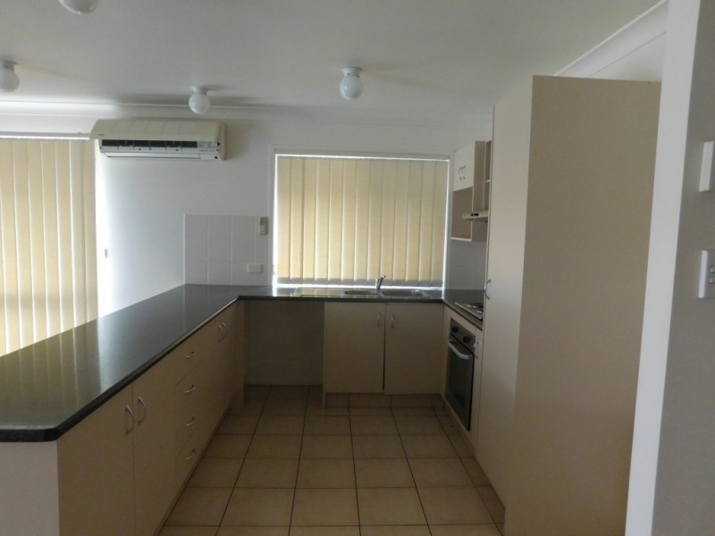 9/12 Collins Street, Brassall QLD 4305