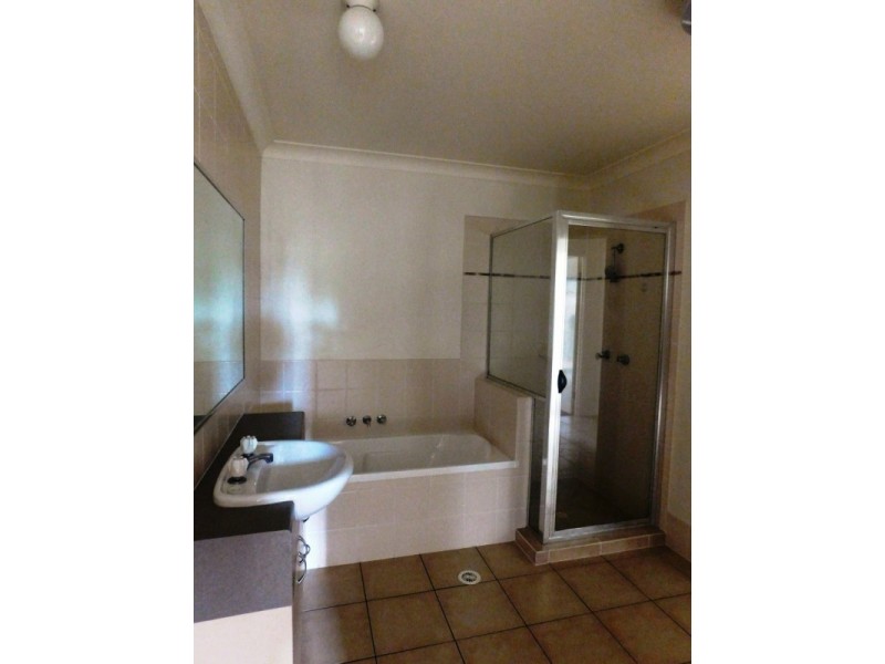 9/12 Collins Street, Brassall QLD 4305