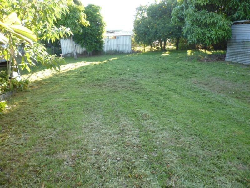 3 Walkers Lane, Booval QLD 4304