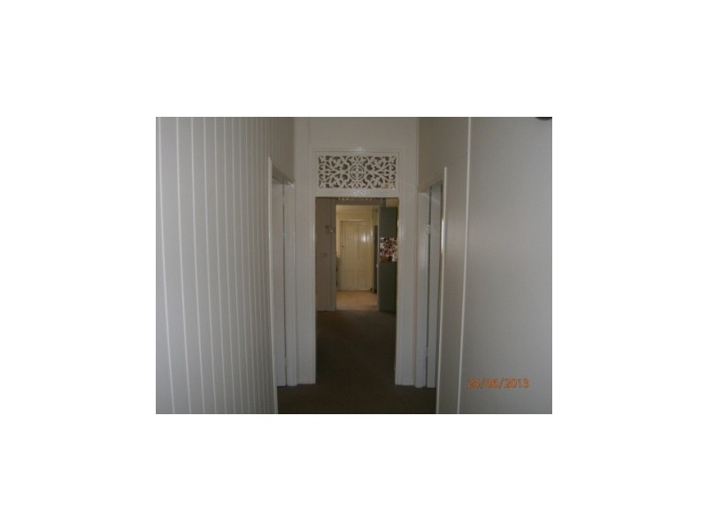 8A High Street, Ebbw Vale QLD 4304