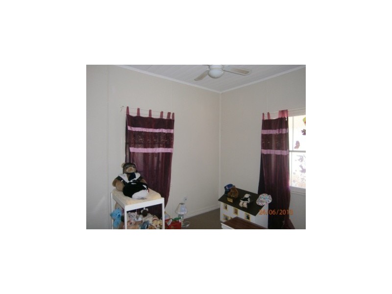 8A High Street, Ebbw Vale QLD 4304