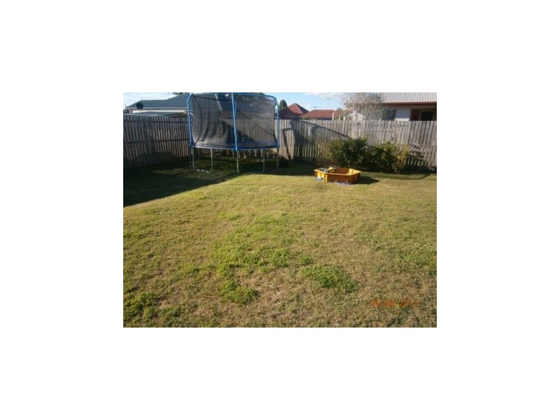 8A High Street, Ebbw Vale QLD 4304