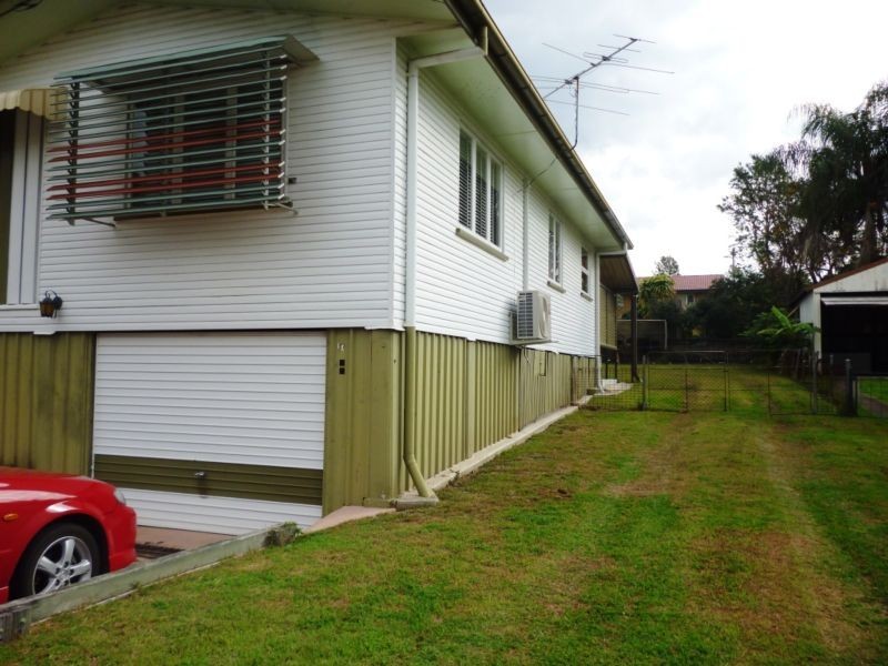 27 Raceview Street, Eastern Heights QLD 4305