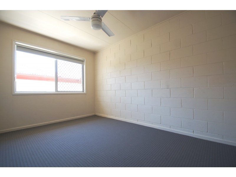 2/13 Gibbon Street, East Ipswich QLD 4305