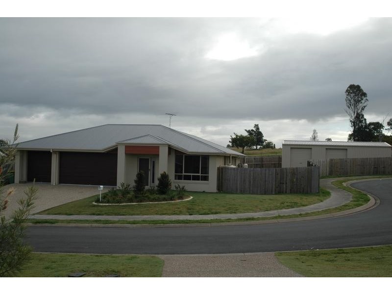 18 Iris Court, Yamanto QLD 4305
