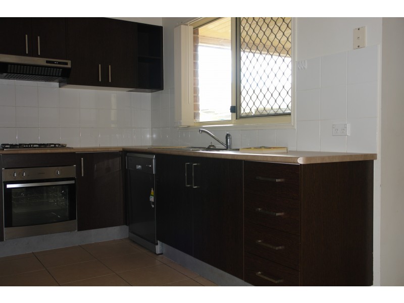 72 Vineyard Street, One Mile QLD 4305