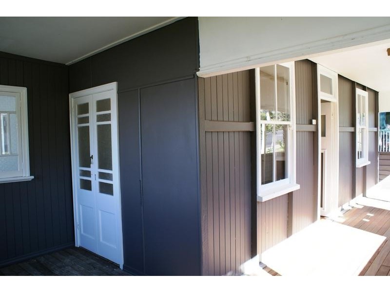39 Hill Street, North Ipswich QLD 4305