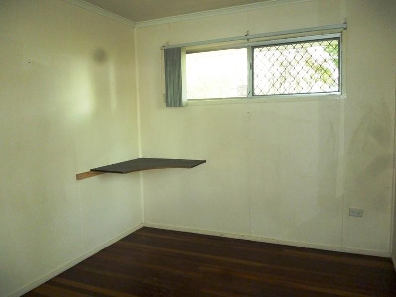 26 Bass Street, Leichhardt QLD 4305