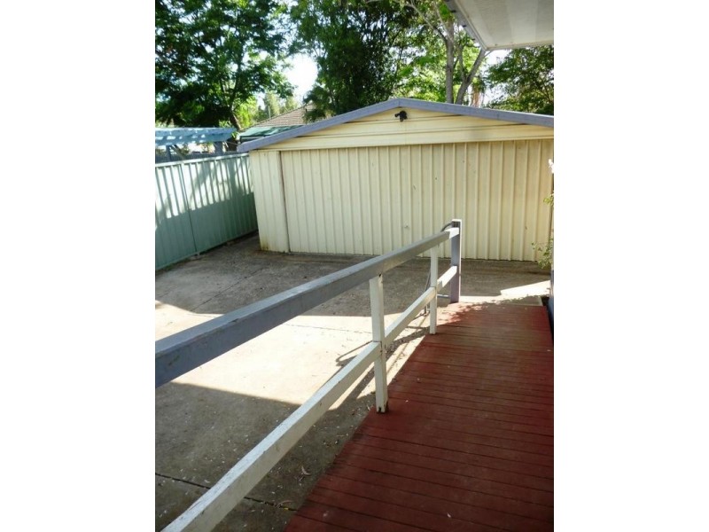 26 Bass Street, Leichhardt QLD 4305