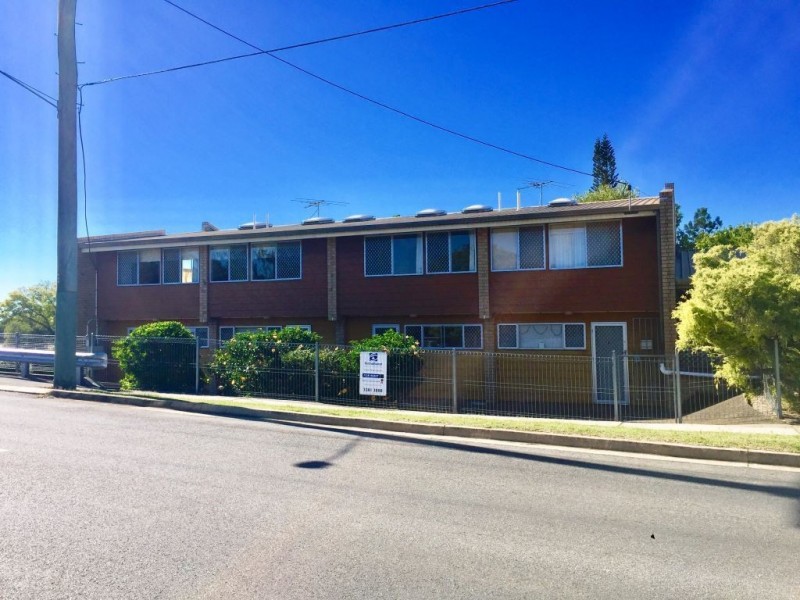 4/18 Railway Street, Booval QLD 4304