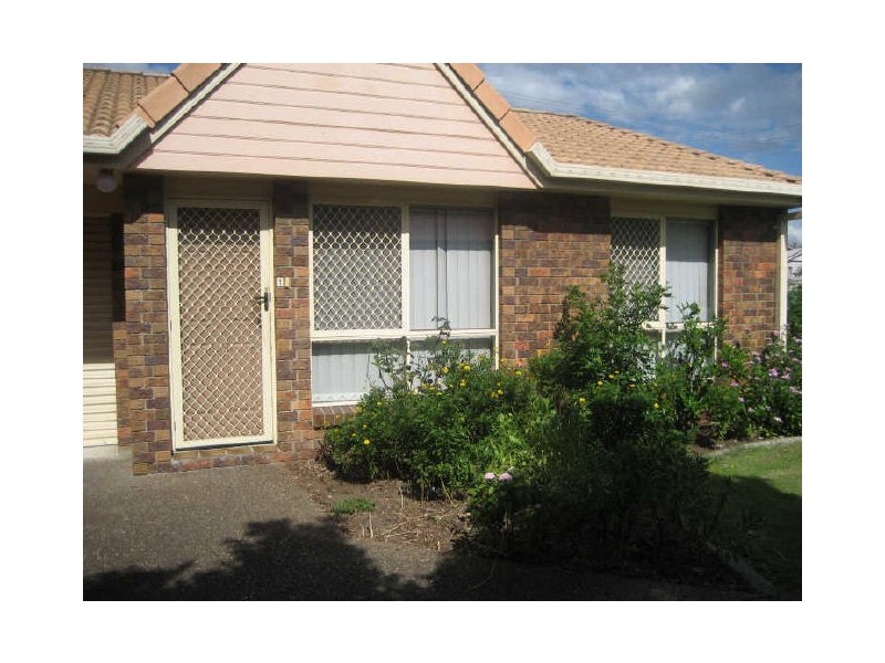 1 & 2/13 Hunter Street, Brassall QLD 4305