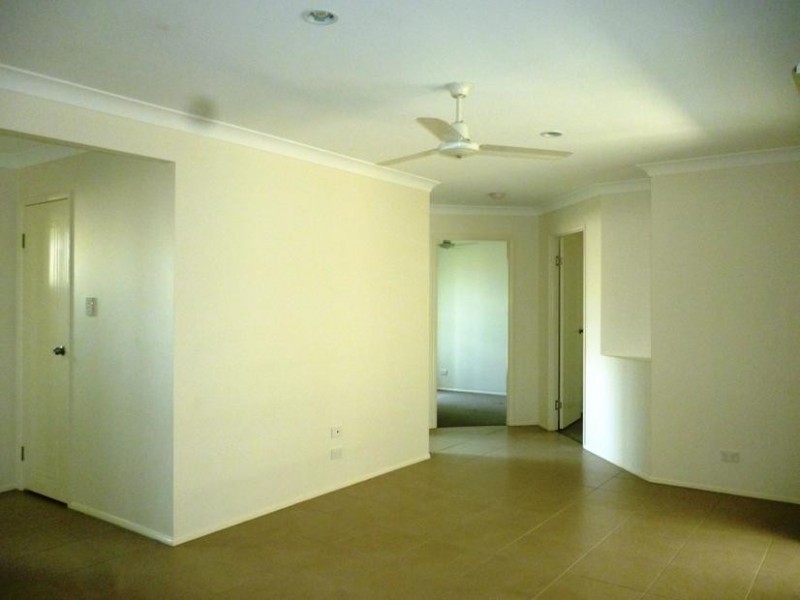 15 Statham Court, Redbank Plains QLD 4301