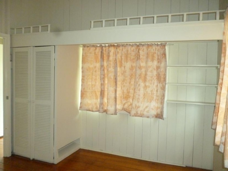 31 Bergins Hill Road, Bundamba QLD 4304