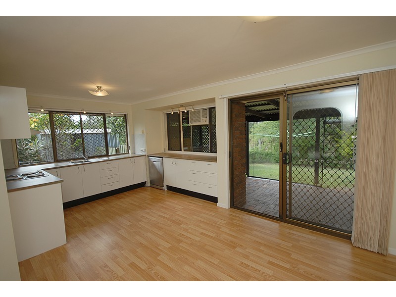 14 Irving Court, Collingwood Park QLD 4301