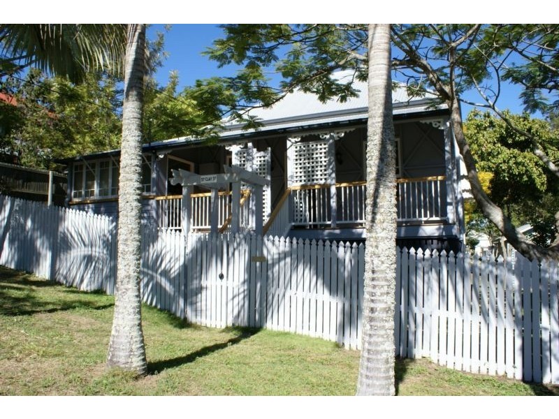 27 Clay Street, Ipswich QLD 4305