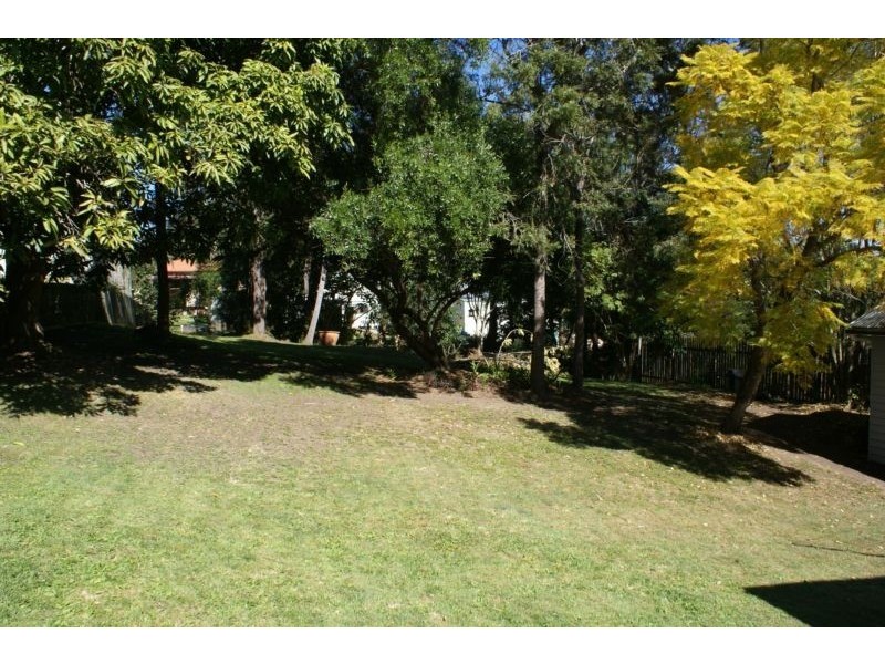 27 Clay Street, Ipswich QLD 4305