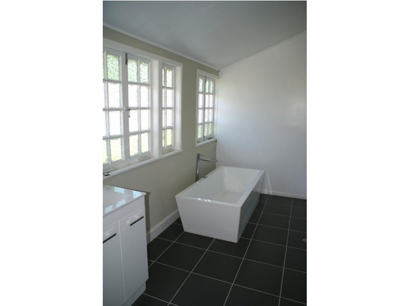 57 Stafford Road, Booval QLD 4304