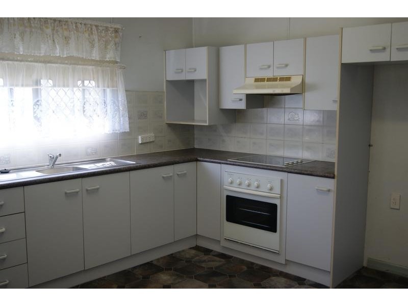 62 Dudleigh Street, North Booval QLD 4304