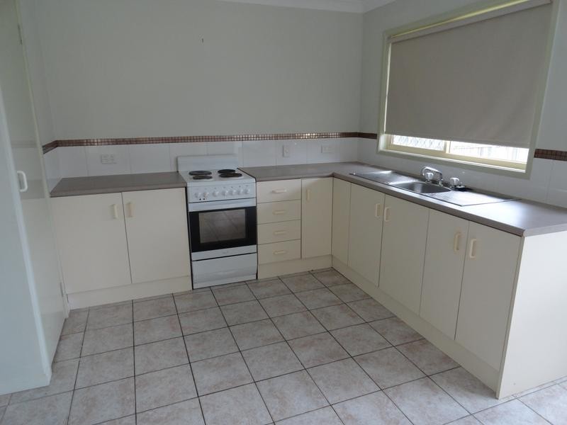 3 Diane Court, North Booval QLD 4304