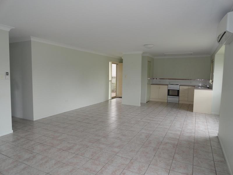 3 Diane Court, North Booval QLD 4304