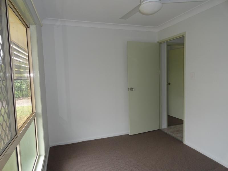 3 Diane Court, North Booval QLD 4304