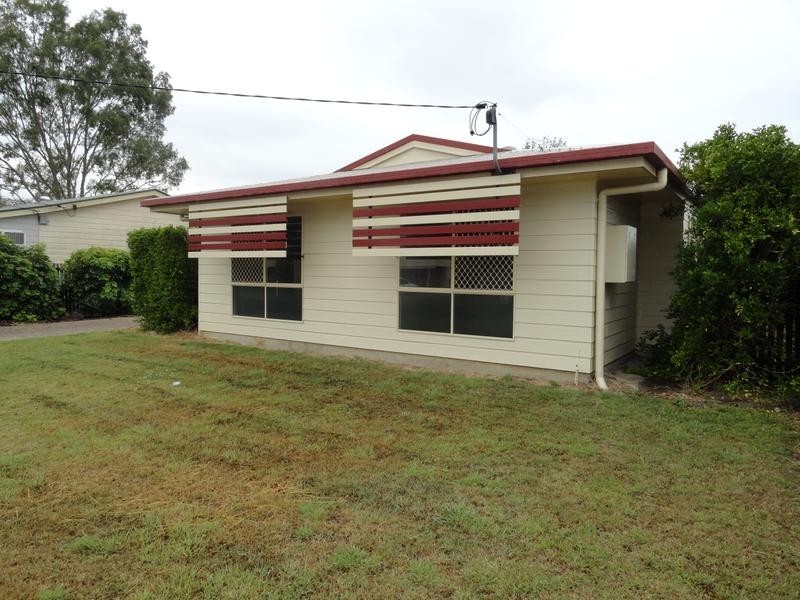 3 Diane Court, North Booval QLD 4304