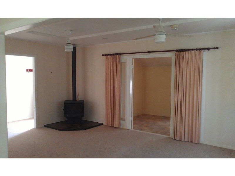 30 Jackes Street, Eastern Heights QLD 4305