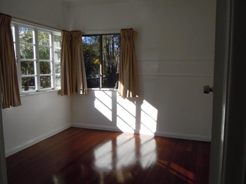 12 Gladstone Road, Sadliers Crossing QLD 4305