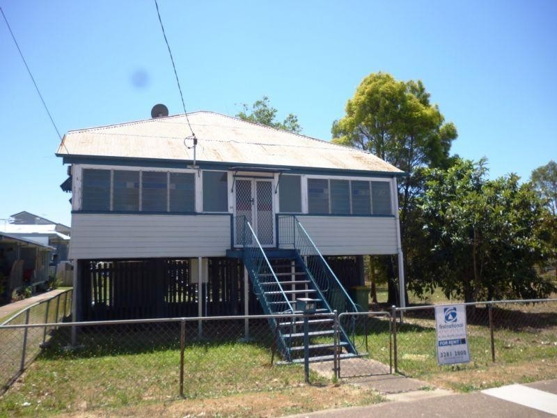 25 The Terrace, North Ipswich QLD 4305