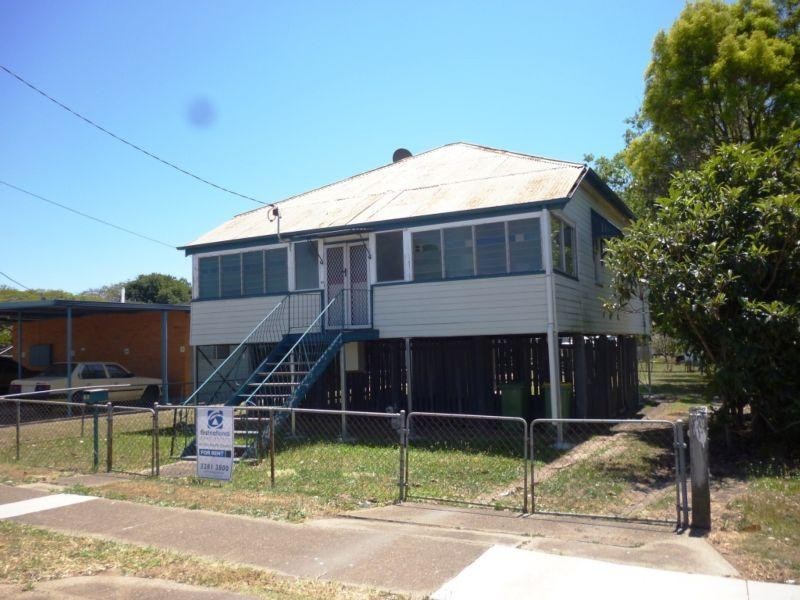 25 The Terrace, North Ipswich QLD 4305