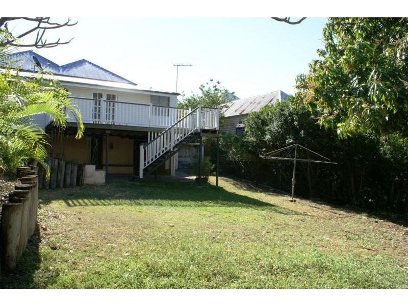 10 Murphy Street, Ipswich QLD 4305