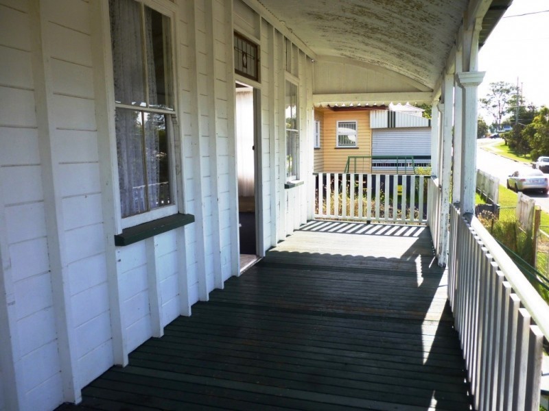 3 Liverpool Street, North Ipswich QLD 4305