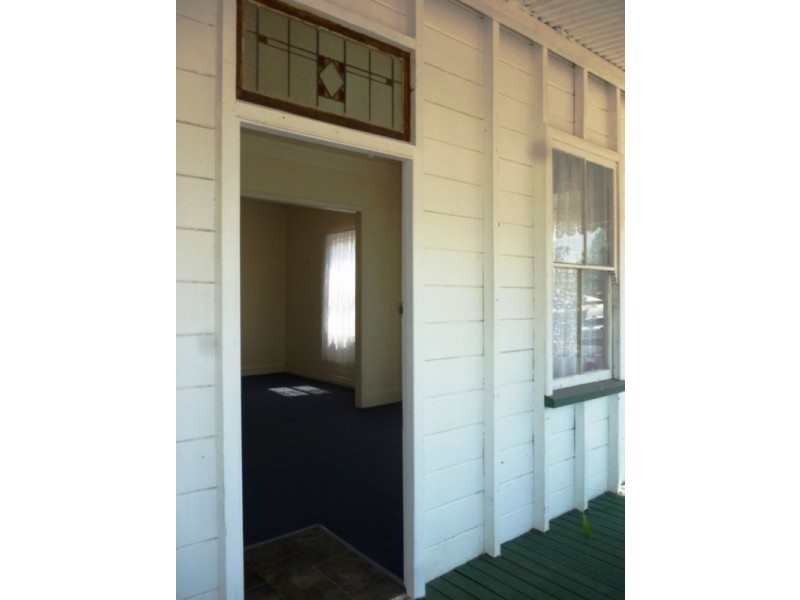 3 Liverpool Street, North Ipswich QLD 4305
