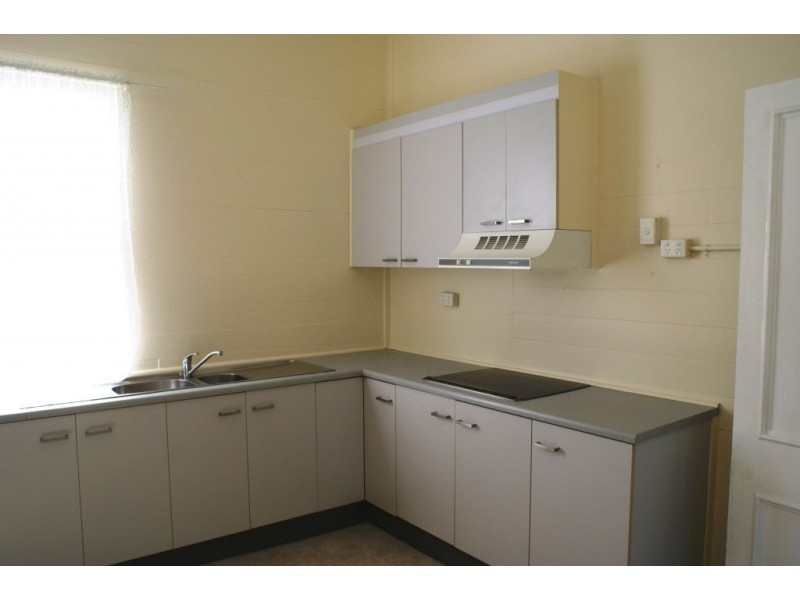 3 Liverpool Street, North Ipswich QLD 4305