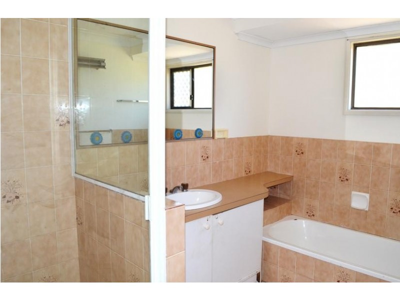 6 Melbury Street, Willowbank QLD 4306