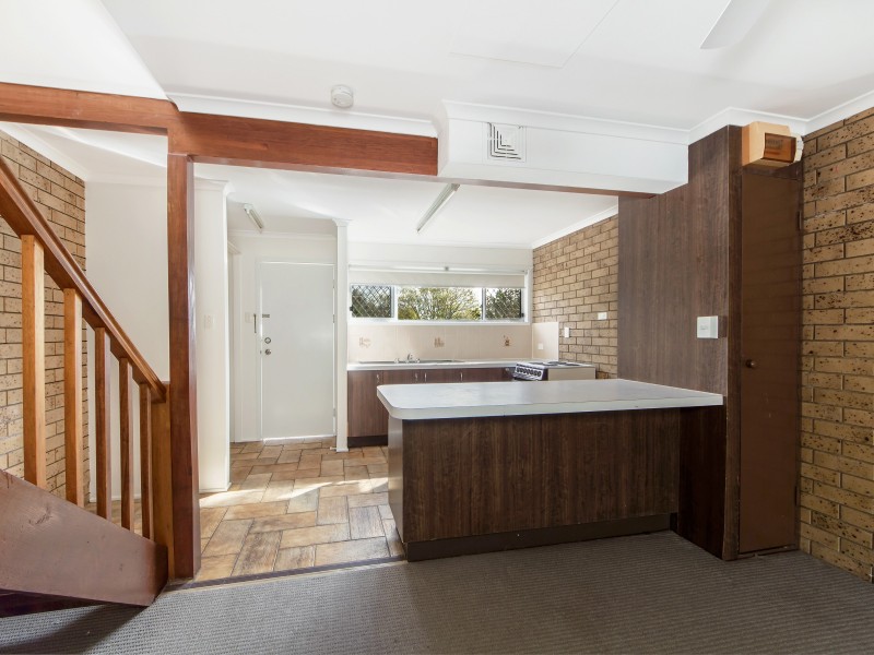 3/18 Railway Street, Booval QLD 4304